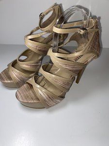 Womens Unlisted heels beige 5" Size 9|Formal|Spring|Classy